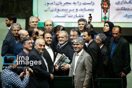 دولت چهاردهم؛ عبور از سیاست به امر سیاسی دولت چهاردهم؛ عبور از سیاست به امر سیاسی