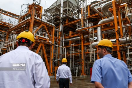 سرمایهگذاری ۴۰ میلیارد دلاری درصنعت پتروشیمی عسلویه سرمایهگذاری ۴۰ میلیارد دلاری درصنعت پتروشیمی عسلویه