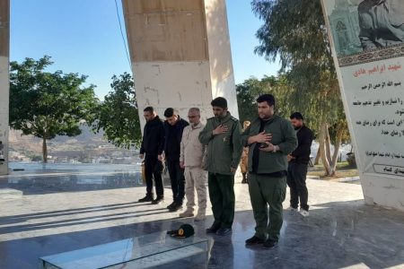 مراسم بدرقه کاروان دانشجویی راهیان نور شهرهای مسجدسلیمان، اندیکا و لالی برگزار شد