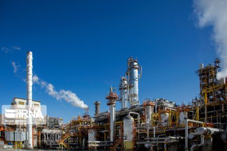 نقش کلیدی صنعت پتروشیمی در بهینهسازی مصرف انرژی/ لزوم تغییر رفتار مصرفکنندگان نقش کلیدی صنعت پتروشیمی در بهینهسازی مصرف انرژی/ لزوم تغییر رفتار مصرفکنندگان