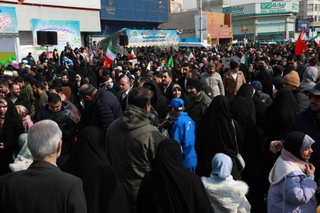 وزیر صمت در جشن پیروزی انقلاب حضور یافت وزیر صمت در جشن پیروزی انقلاب حضور یافت