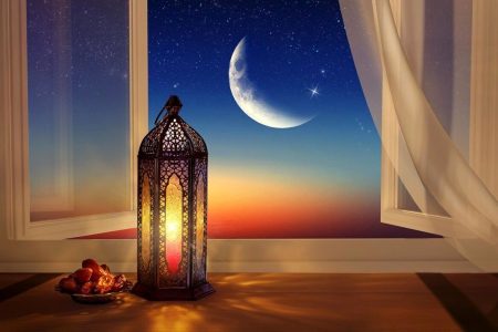 یکشنبه اول ماه مبارک رمضان است یکشنبه اول ماه مبارک رمضان است