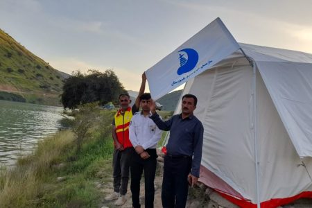 استقرار کمپ سلامت و گروه غریق نجات در حومه دریاچه سد و نیروگاه مسجدسلیمان