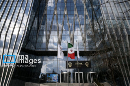 تعدیل ۳۴ هزار واحدی شاخص بورس تحت تاثیر دو اتفاق مهم این روزها تعدیل ۳۴ هزار واحدی شاخص بورس تحت تاثیر دو اتفاق مهم این روزها