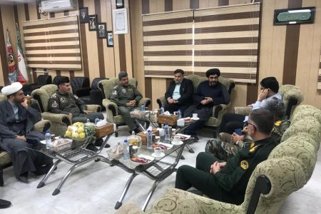 دیدار فرماندار و اعضای شورای تامین با فرماندهان هوانیروز و کارخانجات تانک سازی مسجدسلیمان