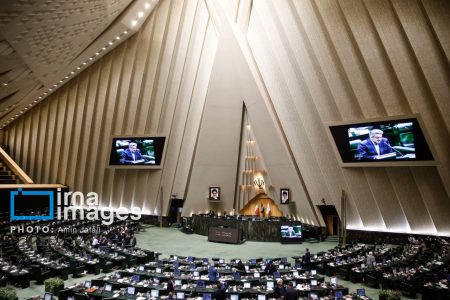 فراکسیون اهل سنت مجلس: وحدت ایران اسلامی، خط قرمز مردم و مسئولان است فراکسیون اهل سنت مجلس: وحدت ایران اسلامی، خط قرمز مردم و مسئولان است