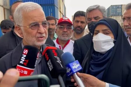 وزیر کشور: ۸۰ درصد حریق انفجار بندرعباس مهار شده است وزیر کشور: ۸۰ درصد حریق انفجار بندرعباس مهار شده است