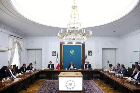 پزشکیان: دولت مصمم به تحول زیرساختی در لرستان با رویکردی متوازن و عادلانه است پزشکیان: دولت مصمم به تحول زیرساختی در لرستان با رویکردی متوازن و عادلانه است