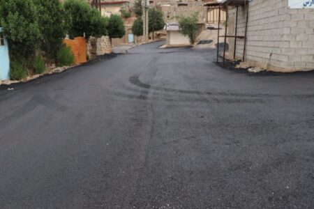 آغاز عملیات آسفالت منطقه چهاربیشه پشت کلانتری / پایان انتظار چندساله ساکنان