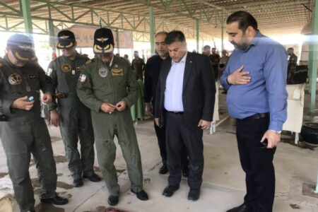 آیین غبارروبی و عطرافشانی گلزار شهدای چهاربیشه برگزار شد آیین غبارروبی و عطرافشانی گلزار شهدای چهاربیشه برگزار شد