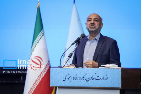 برنامه‌های کلیدی سال ۱۴۰۴ در حمایت از اشتغال، ایمنی و مسکن کارگری