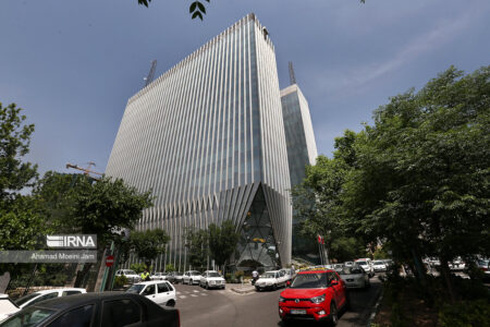 رشد اندک ۴ هزار واحدی شاخص بورس