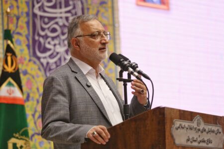 زاکانی: دشمن میخواهد مسئولان را به ناتوانی متهم کند زاکانی: دشمن میخواهد مسئولان را به ناتوانی متهم کند