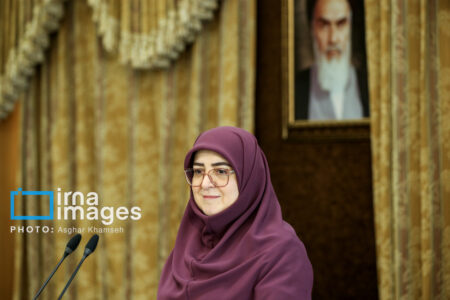 مهاجرانی: روابط عمومیها واقعیتهای جامعه را به تصویر بکشند مهاجرانی: روابط عمومیها واقعیتهای جامعه را به تصویر بکشند