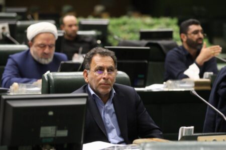 نماینده مجلس: با استیضاح وزرا مشکلی حل نمی‌شود/ اولویت با نظارت کارشناسی و فنی است