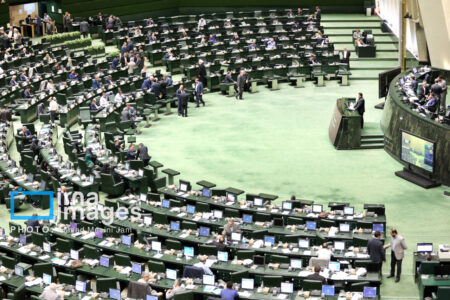 نماینده مجلس: سلبریتیها درحال رایزنی برای انتخابات هیأت رئیسه هستند نماینده مجلس: سلبریتیها درحال رایزنی برای انتخابات هیأت رئیسه هستند