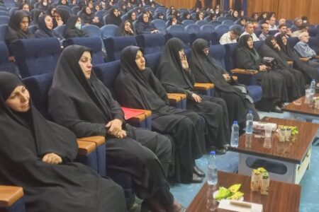 همایش خانواده کارآمد در مسجدسلیمان همایش خانواده کارآمد در مسجدسلیمان