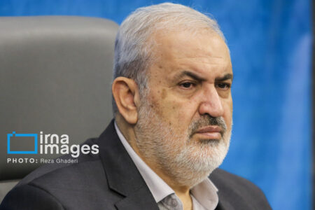 وزیر نیرو با عذر خواهی از مردم : تلاش برای رفع مشکلات و تامین برق ادامه دارد