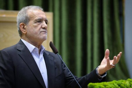 پزشکیان: موفقیت ما دشمن را ناامید می کند/ سخنان ترامپ متناقض است پزشکیان: موفقیت ما دشمن را ناامید می کند/ سخنان ترامپ متناقض است