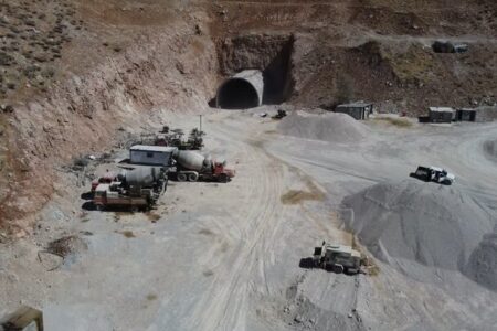 پس از سال ها رکود، آغاز عملیات اجرایی تونل شهرکرد- فارسان-مسجدسلیمان آغار شد