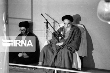 اقتصاد مردمی، استقلال، میثاق پایدار ملت، میراث ماندگار امام راحل (ره) اقتصاد مردمی، استقلال، میثاق پایدار ملت، میراث ماندگار امام راحل (ره)