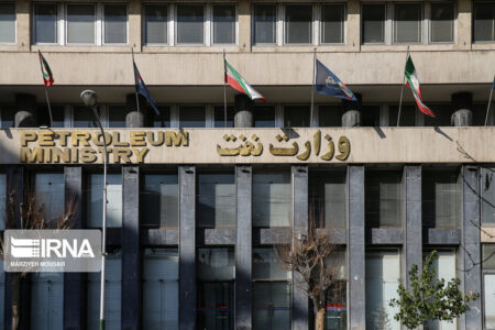 انبار نفت شهران و یک مخزن سوخت در جنوب هدف حمله رژیم صهیونیستی قرار گرفت/ شرایط تحت کنترل انبار نفت شهران و یک مخزن سوخت در جنوب هدف حمله رژیم صهیونیستی قرار گرفت/ شرایط تحت کنترل