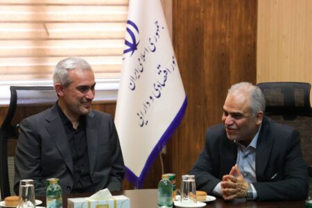 خدمترسانی به مردم باقوت بیشتر ادامه دارد/ عزم وزارت اقتصاد برای پیشبرد اهداف اقتصادی خدمترسانی به مردم باقوت بیشتر ادامه دارد/ عزم وزارت اقتصاد برای پیشبرد اهداف اقتصادی