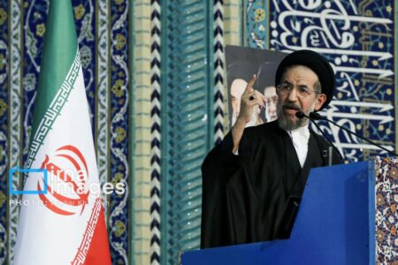 خطیب نماز عید قربان تهران:امام (ره) امکان تحول عظیم و گسترده در ایران را فراهم آورد خطیب نماز عید قربان تهران:امام (ره) امکان تحول عظیم و گسترده در ایران را فراهم آورد