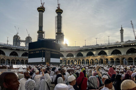 سفرنامه‌ای شیرین و هوشمندانه با حال و هوای مکه و مدینه 