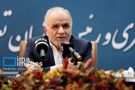 وزیر دادگستری: مشکلی در روند تامین کالاهای اساسی وجود ندارد وزیر دادگستری: مشکلی در روند تامین کالاهای اساسی وجود ندارد