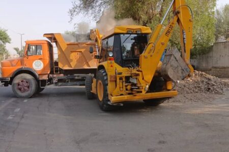 اجرای عملیات نخاله‌برداری در نقاط مختلف شهری توسط شهرداری مسجدسلیمان