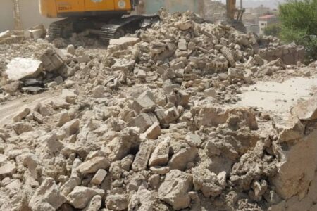 اجرای عملیات تخریب منازل طرح جابجایی منطقه پشت برج