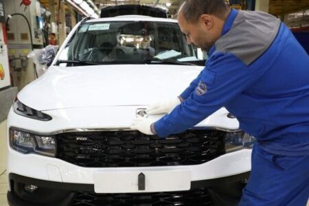 جدل بر سر قیمت‌گذاری خودرو؛ از کاهش انحصار تا اتهام گرانفروشی