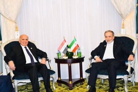 دیدار عراقچی و فواد حسین وزرای امور خارجه ایران و عراق