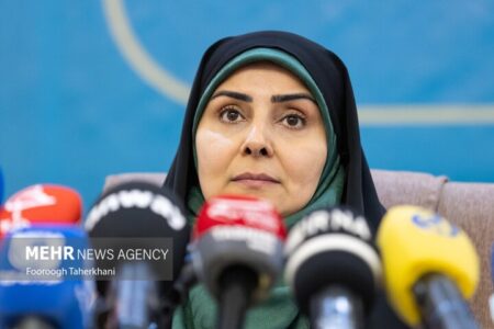 زمین مسکونی به خانواده‌های دو شهید دانش‌آموز تبریزی واگذار شد