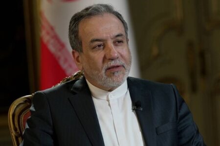 عراقچی: مناطق آزاد ایران ایده آل برای تقویت دیپلماسی اقتصادی است