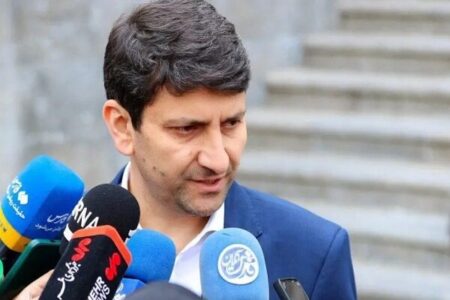 هاشمی: افزایش هزینهها توسعه ارتباطات را با چالش مواجه کرده است هاشمی: افزایش هزینهها توسعه ارتباطات را با چالش مواجه کرده است