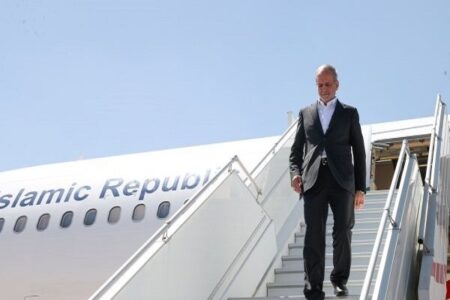 پزشکیان وارد فرودگاه نیویورک شد پزشکیان وارد فرودگاه نیویورک شد