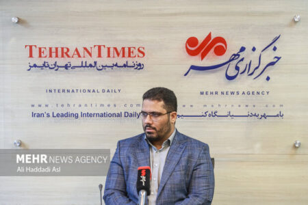 چرا هر روز قیمت میوه و مرغ در میادین میوه و تره بار تغییر میکند؟ چرا هر روز قیمت میوه و مرغ در میادین میوه و تره بار تغییر میکند؟