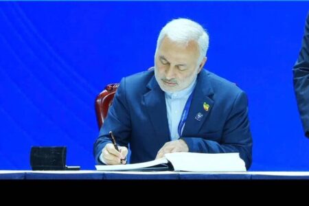 اراده جهانی برای مقابله با یکجانبهگرایی در مقابله با جرائم سایبری اراده جهانی برای مقابله با یکجانبهگرایی در مقابله با جرائم سایبری