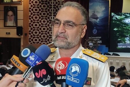 دریادار بمانی: نیروی دریایی نقطه اتکای دیپلماسی دریایی است