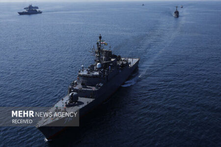 دریادار مقدم: عملکرد سمپوزیوم دریایی اقیانوس هند الگویی برای جهان است دریادار مقدم: عملکرد سمپوزیوم دریایی اقیانوس هند الگویی برای جهان است