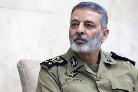 سرلشکر موسوی: پدافند غیرعامل ستون تابآوری و پایداری اجتماعی است سرلشکر موسوی: پدافند غیرعامل ستون تابآوری و پایداری اجتماعی است