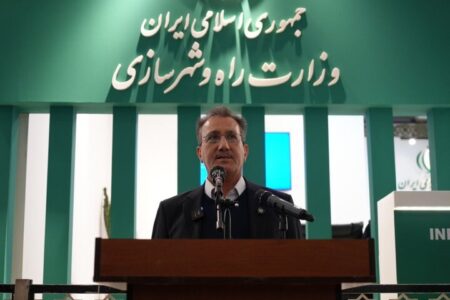 فاز اول پایانه نفتی سپهر خلیج فارس در بندر شهید رجایی افتتاح شد فاز اول پایانه نفتی سپهر خلیج فارس در بندر شهید رجایی افتتاح شد