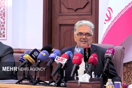 برخلاف اظهارات، هیچ مخالفتی با تأمین زمین برای توسعه شهرها وجود ندارد