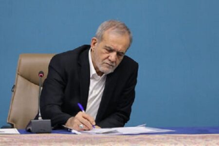 تصویب منشور کوروش نماد تداوم حضور ایران در وجدان تمدن بشری است تصویب منشور کوروش نماد تداوم حضور ایران در وجدان تمدن بشری است