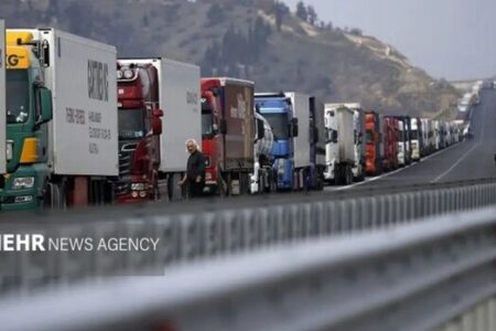 توزیع مجوزهای تردد «دوزووله» از سال ۲۰۲۶ کاملاً الکترونیکی میشود توزیع مجوزهای تردد «دوزووله» از سال ۲۰۲۶ کاملاً الکترونیکی میشود