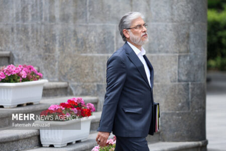 سیمایی: از نظر مقالات علمی در جایگاه ۱۷ دنیا هستیم سیمایی: از نظر مقالات علمی در جایگاه ۱۷ دنیا هستیم