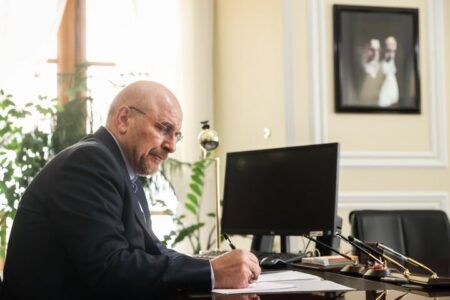 میزان تحقق احکام برنامه هفتم با دقت توسط کمیسیونها بررسی میشود میزان تحقق احکام برنامه هفتم با دقت توسط کمیسیونها بررسی میشود