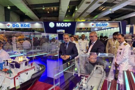 پاویون وزارت دفاع، بهترین غرفه خارجی نمایشگاه دریانوردی پاکستان شد